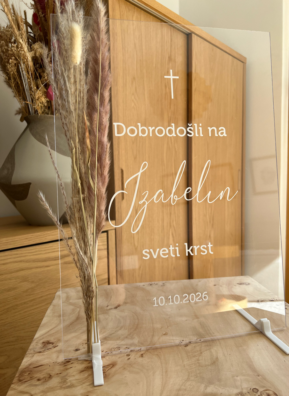 Manjša tabla dobrodošlice iz akrila za sveti krst 2
